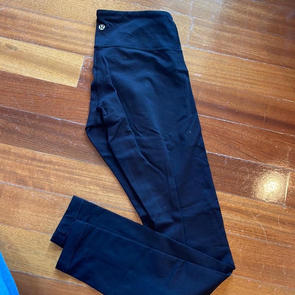 Lululemon wunderunder low rise size 6
